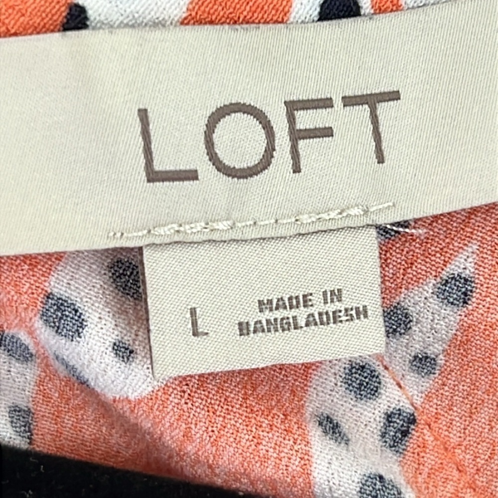 LOFT Women’s Top Blouse Tank Top Sz L Peach/Black/White Rayon Ruffled EUC - Picture 2 of 8